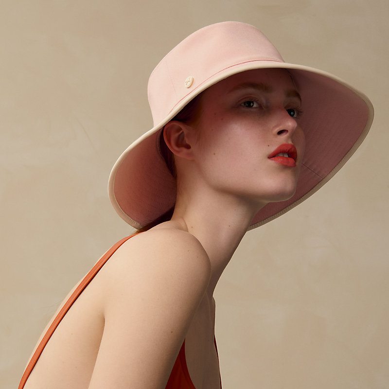 【目を引く可愛さ♪春夏大活躍！】HERMES Soko Codeハット Soko Code hat | Hermès USA